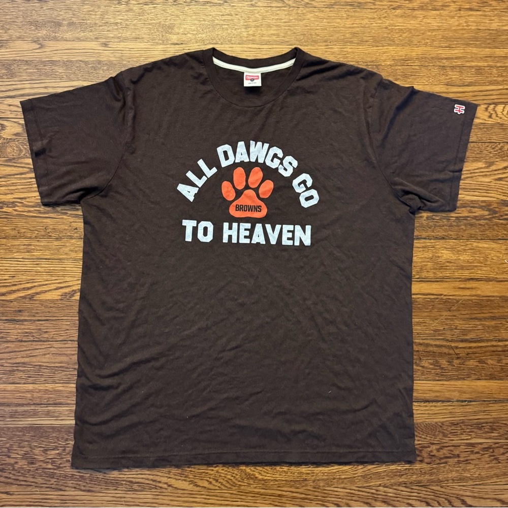 CLEVELAND BROWNS (HOMAGE) Graphic Tee perfect for CLEVELAND BROWNS FANS